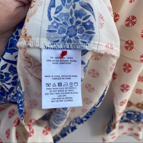 Maeve | Anthropologie Elan Scarf Blouse 2 - Picture 10 of 10